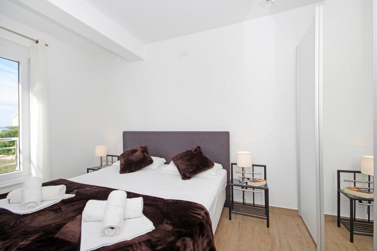 Apartment Laura Privlaka  Kültér fotó
